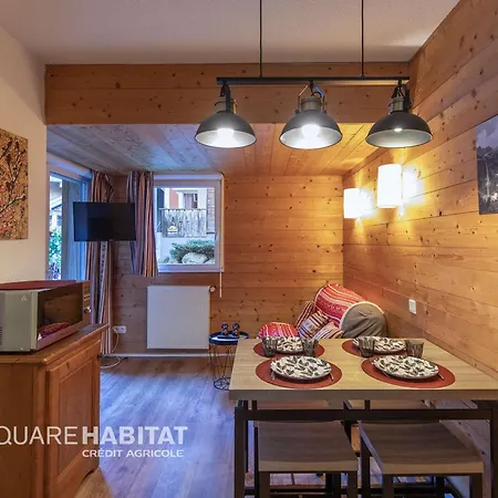 T3 Avec Terrasse, Jardin Et Piscines A - Fr-1-401-310 Appartement
